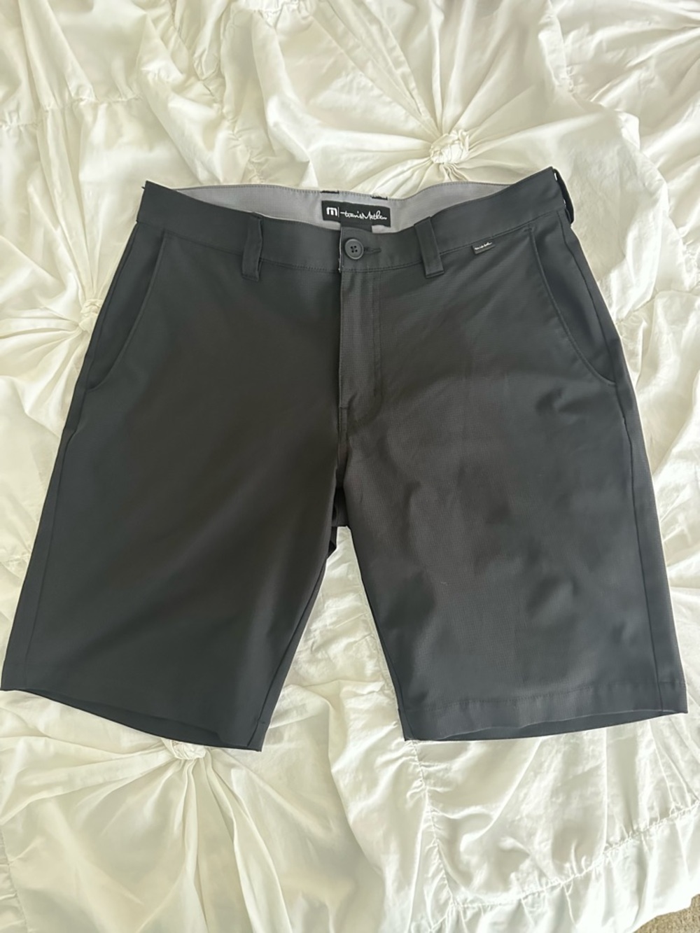 Travis Mathew Black Flat Front Performance Shorts NWOT